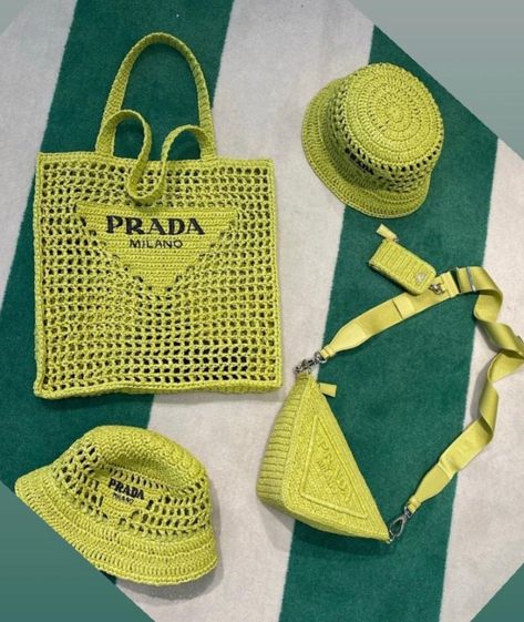 Prada Crochet Bag, Rafia Crochet, Prada Raffia, شال كروشيه, Crochet Bag Tutorials, Mode Crochet, Crochet Handbags Patterns, Raffia Bag, Crochet Tote