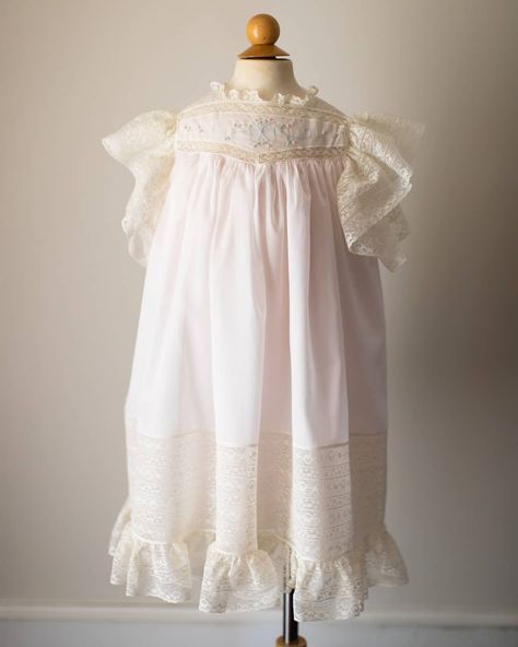 Tabi Shoes, Heirloom Dresses, Heirloom Sewing, Childrens Fashion, Petticoat, Style Board, Night Gown, Smocking, Wearable Art