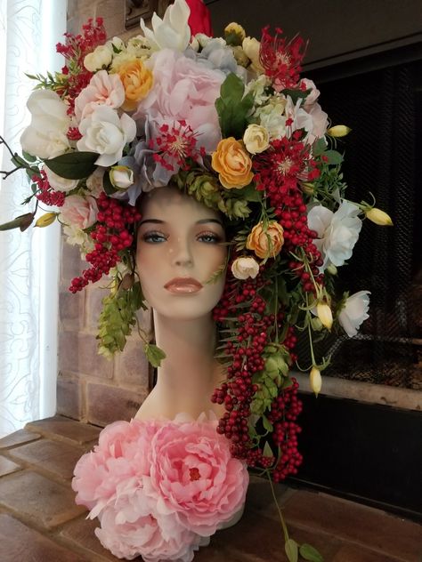 Mannequin Head Centerpiece, Anything But Hair Mannequin Project, Anything But Hair Mannequin Challenge Ideas, Mannequin Head Art Ideas, Anything But Hair Mannequin Challenge, Styrofoam Head Ideas, Mannequin Art Ideas, Floral Mannequin, Mannequin Head Art