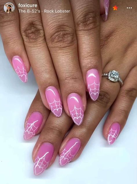 Almond Nails Pink, Horror Nails, Witch Nails, Pointy Nails, Simple Gel Nails, Almond Nails Designs, Cute Gel Nails, Party Nails, Soft Nails