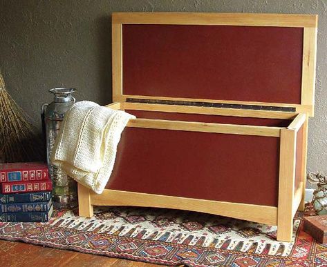 Chest Woodworking Plans, Canadian Woodworking, Closet Planning, Chest Furniture, Woodworking Books, Tech Home, Make Blanket, Woodworking Magazine, Small Bathroom Storage