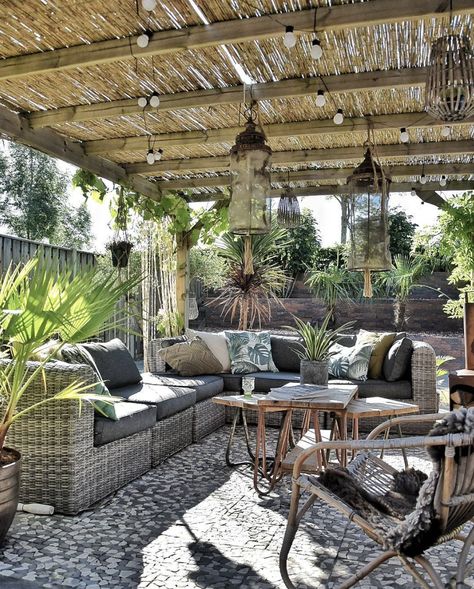 Pergola Modern, Pergola Design, Backyard Pergola, Most Beautiful Gardens, Casa Exterior, Pergola Patio, Pergola Designs, Backyard Patio Designs, Balcony Garden