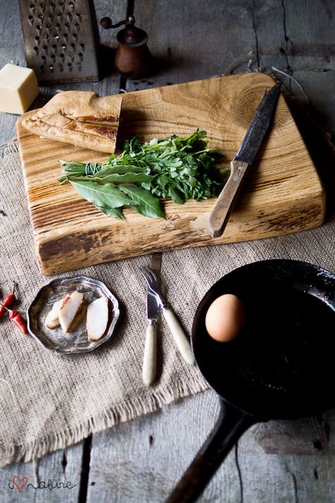 Chopping Board Aesthetic, Aesthetic Chopping Board, Chopping Board Photography, Wood Bread Board, Ash Chopping Board, Oak Serving Board, Board Photography, Wooden Things, Woods Photography