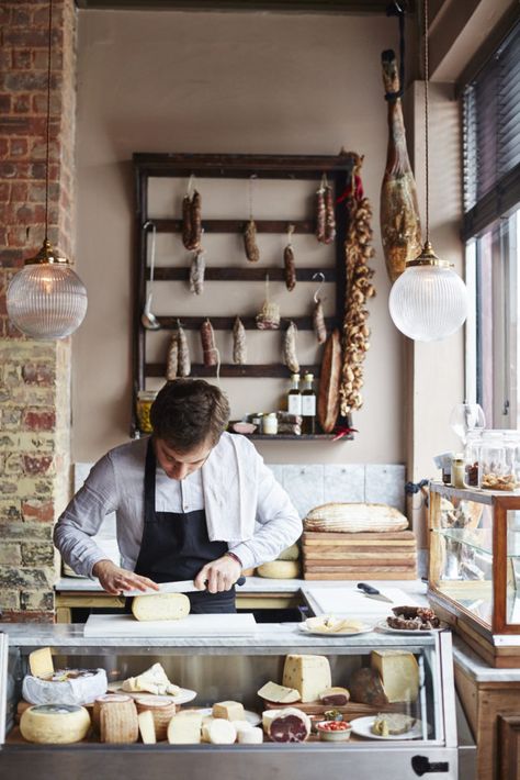 Cheese Store Interior, Cheese Shop Interior, Cheese Shop Design, Cheese Boutique, Wine Shop Interior, Wine Bar Design, Cheese Store, Cheese Display, Deli Shop