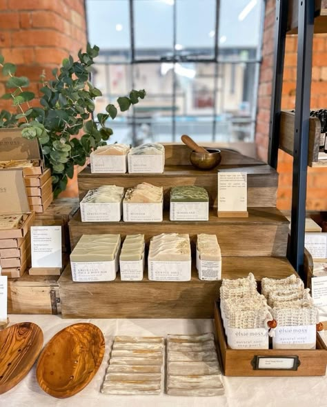 Soap Bar Display Ideas, Rustic Soap Display, Soap Displays For Store, Soap Booth Display Ideas, Soap Shop Display, Soap Displays For Craft Shows, Soap Display Stand, Soap Display Ideas, Soap Booth