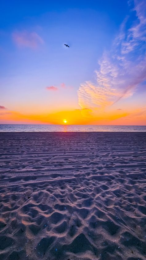 #sunrise #redondobeach #california #debbielabeaux #photoswithdebbie #sunset #travel Redondo Beach California, Oceanside California, Sunset Travel, Beach Sunrise, California Coastal, Redondo Beach, California Beach, California Coast, Beach California