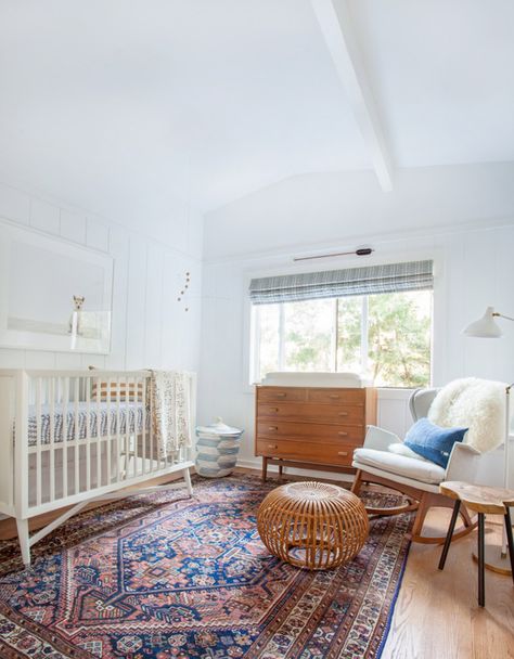 Sarah Sherman Samuel:4 amazing nurseries | Sarah Sherman Samuel Bohemian Nursery, Amber Interiors, Gender Neutral Nursery, Baby's Room, Modern Nursery, Nursery Inspiration, Mid Century Modern House, Nursery Design, Nursery Neutral