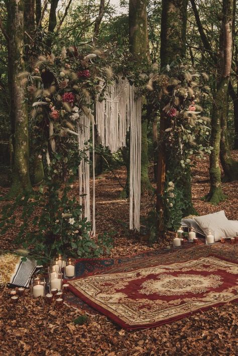 Forest Wedding Altar Ideas, Forest Theme Wedding Backdrop, Boho Forest Wedding Decor, Viking Wedding Alter, Forest Wedding Arbor, Practical Magic Themed Wedding, Dark Harvest Wedding, Autumn Woods Wedding, Tiny Outdoor Wedding