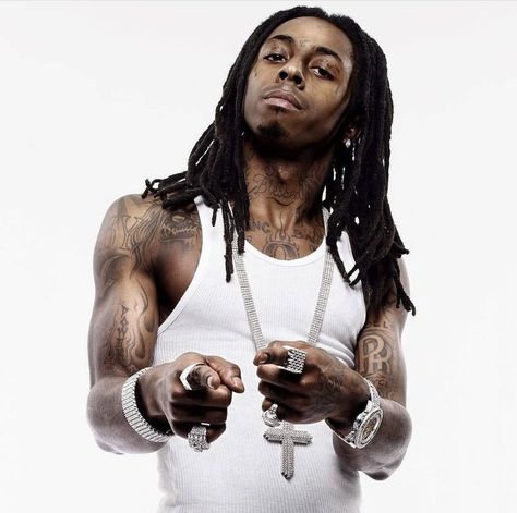 Lil Wayne Pfp, Young Lil Wayne, Lil Wayne Iphone Wallpapers, Old Lil Wayne Aesthetic, Lil Wayne Aesthetic, Lil Wayne Early 2000s, Lil Wayne 2000s, Lil Wayne Dreads, Lil Wayne Old Pics