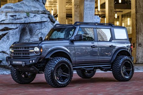 Grey Ford Bronco, Bronco Mods, Ford Bronco Lifted, Jeep Custom, New Ford Bronco, Bronco Truck, New Bronco, 72 Chevy Truck, Ford Bronco Sport