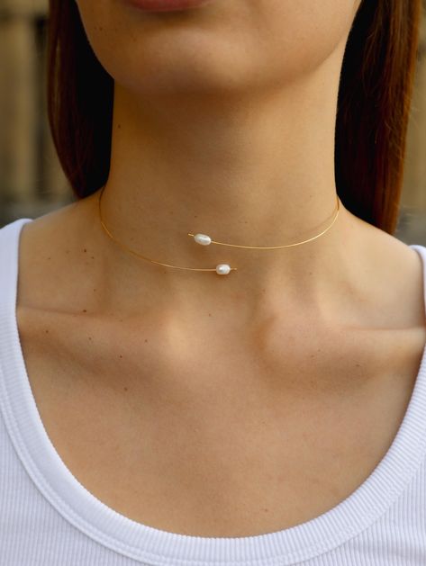 Choker pearl necklace, minimalist necklace, delicate necklace от MonaMiPearlcraft на Etsy Choker Pearl Necklace, Choker Pearl, Jewelry Wardrobe, Silver Choker, 14k Gold Necklace, Necklace Minimalist, Choker Necklaces, Minimalist Necklace, Delicate Necklace