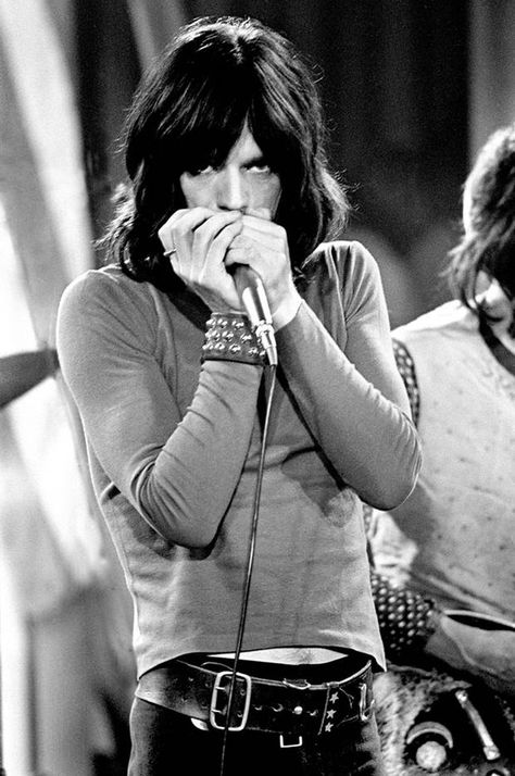 Mick Jagger on harmonica Mick Jagger, On Stage, Long Hair, A Woman, Singing, Black And White, Hair, White, Black