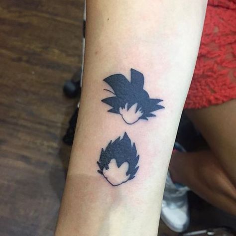 Small Dbz Tattoo, Small Goku Tattoo, Dragon Ball Small Tattoo, Goku And Vegeta Tattoo, Vegeta Tattoo Ideas, Dragon Ball Z Tattoo Ideas, Dbz Tattoo Ideas, Vegeta Tattoo Design, Goku Tattoos