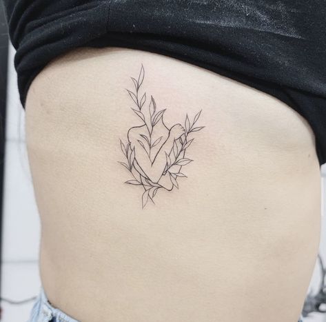 Small Tattoos For Body Positivity, Travel Fine Line Tattoo, Tattoos For Body Positivity, Nova Tattoo, Hourglass Tattoo, Tattoo Minimal, Self Love Tattoo, Single Line Tattoo, Festival Attire