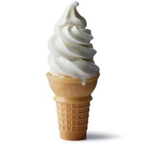 Mcdonalds Shakes, Vanilla Soft Serve, Soft Serve Cone, Mcdonalds Ice Cream, Apple Pie Desserts, Cone Ice Cream, Fast Dessert Recipes, Mcdonald Menu, Soft Serve Ice Cream