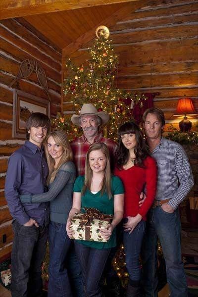 Heartland Actors, Heartland Cbc, Heartland Quotes, Heartland Amy, Amy And Ty Heartland, Ty Heartland, Movie Christmas, Heartland Ranch, Heartland Seasons