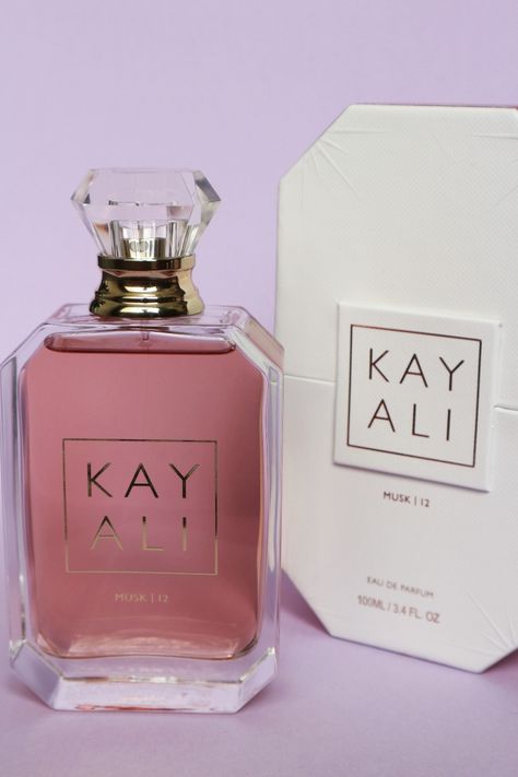 huda beauty kayali musk review @hudabeauty #hudabeauty Best Kayali Perfume, Kay Ali, Kayali Perfume, My Perfume Collection, Koleksi Parfum, Expensive Perfume, New Perfume, Perfume Display, Perfume Collection Fragrance