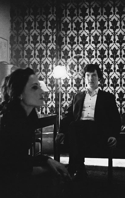 Sherlock (BBC) - Lara Pulver and Benedict Cumberbatch - Holmes and Irene Adler Sherlock And Irene, Sherlock Benedict Cumberbatch, Sherlock Benedict, Una Stubbs, Lara Pulver, Louise Brealey, Irene Adler, Sherlock Series, Vatican Cameos