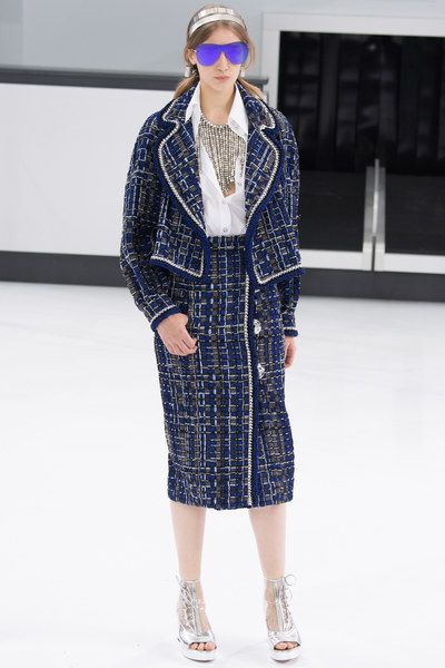 2016 Ready To Wear, Chanel Spring 2016, Paris Fashion Week Chanel, Tweed Outfit, Moda Chanel, 2016 Fashion Trends, Chanel Dress, Chanel Haute Couture, Chanel Spring