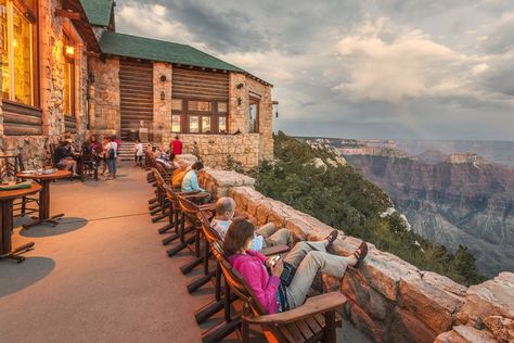 A Grand Canyon Christmas: Why You Should Visit Arizona in December Arizona In December, Grand Canyon Hotels, Grand Canyon Vacation, Visiting The Grand Canyon, Trip To Grand Canyon, Arizona Vacation, Visit Arizona, Honeymoon Places, Arizona Travel