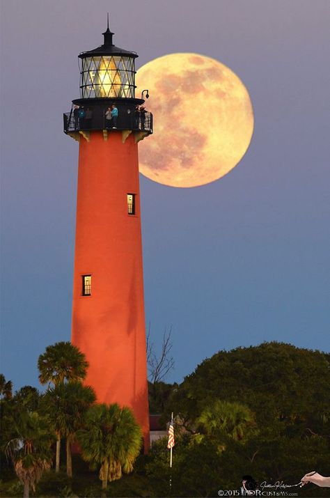 Jupiter Lighthouse  Jupiter, Fl Jupiter Lighthouse, Full Moon Rising, Lighthouse Tattoo, Lighthouse Photos, Lighthouse Pictures, Lighthouse Painting, Shoot The Moon, Me Personally, Moon Rising