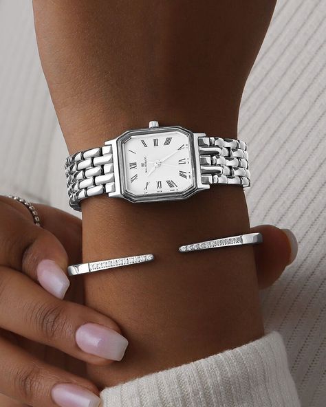 Pretty Watches, Classy Watch, Silver Watches Women, Gold Watches, Hand Watch, Dope Jewelry, Classy Jewelry, Jewelry Lookbook, Polish Silver