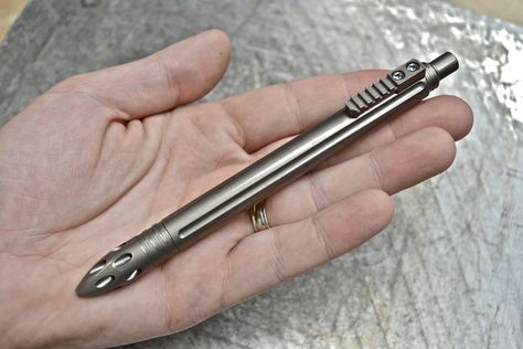 The Stryker - Anti-Microbial Tactical Pen on Kickstarter — The Clicky Post Mechanical Pen, Tactical Pen, Beautiful Pen, Pens And Pencils, Edc Gear, Cool Gadgets To Buy, Rollerball Pen, Writing Tools, Outdoor Style