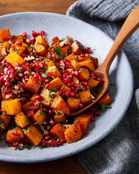 Butternut Squash with Ginger-Pickled POMegranates Recipes With Pomegranate, Pom Juice, Pomegranate Vinaigrette, Pom Wonderful, Ginger Salmon, Pomegranate Recipes, Salmon Rice Bowl, Quinoa Healthy, Salmon And Rice