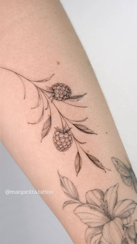 Blackberry Tattoo, Cherry Tree Tattoos, Worst Tattoos, Fruit Tattoo, Tattoo Apprenticeship, Special Tattoos, Simple Tattoo Designs, Bad Tattoos, Botanical Tattoo