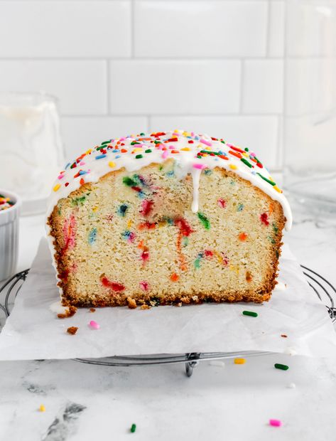 Confetti Snack Cake - My Messy Kitchen Breakfast Cupcakes, Confetti Cake, Messy Kitchen, Best Sweets, Rice Krispie Treats, Sweet Bread, Snack Cake, During The Day, Cake Servings