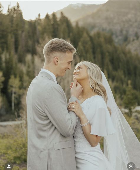 Temple Wedding Photos, Temple Wedding Photography, Temple Marriage, Western Themed Wedding, Lds Wedding, Bridal Poses, Temple Wedding, Future Wedding Plans, Wedding Dresses Photos