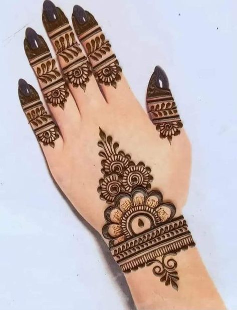 Mehndi ✨Heena ✨ Mehndi For Both Hands, Mehendi Designs For Simple, Easy Design Mehndi, Easiest Mehndi Designs, Mehendi Designs For Hands Simple Front Easy, Mehndi Back Hand Simple, Easy Mahendiii Design, Easy Mehendi Designs For Back Hand, Latest Simple Mehndi Designs Unique