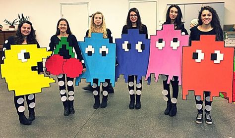 15 Group Halloween Costumes You Can Do With Your Squad | SELF Pac Man Costume, Halloween Costumes For Work, Disney Princess Costumes, Ghost Costume, Homemade Costumes, Group Costumes, Group Halloween Costumes, Game Costumes, Costume Contest