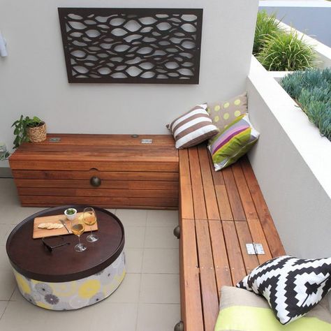 Balcony Bench, Building A Home Bar, Balcony Decorating Ideas, Balcony Decor Ideas, Diy Balcony, Tiny Balcony, Balcony Bar, Storage Bench Seating, Small Balcony Design