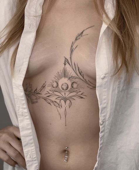 Tattoo Under Breast, Mandala Sunflower, Sternum Tattoos, Sternum Tattoo Design, Underboob Tattoo Designs, Black Mandala, Chest Tattoos For Women, Chest Piece Tattoos, Dope Tattoos For Women