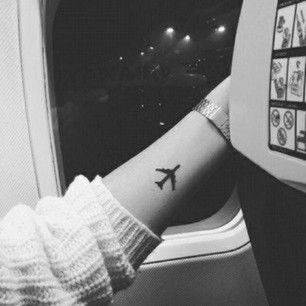 42 Beautifully Simple Wrist Tattoo Ideas You'll Love Airplane Tattoo, 10 Tattoo, Airplane Tattoos, Tato Henna, Girly Tattoos, Dream Tattoos, Back Tattoos, Little Tattoos, Trendy Tattoos