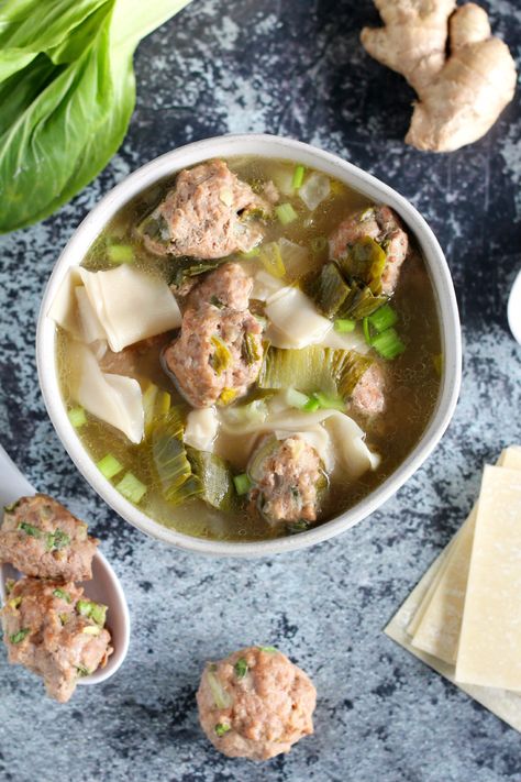 Wonton Noodle Soup with Pork Meatballs - Holoka Home Pork Meatball Soup, Pork Meatballs Recipe, Homemade Wonton Soup, Asian Pork Meatballs, Pork Meatball, Soy Sauce Noodles, Soup With Pork, Wonton Noodle Soup, Wonton Noodles