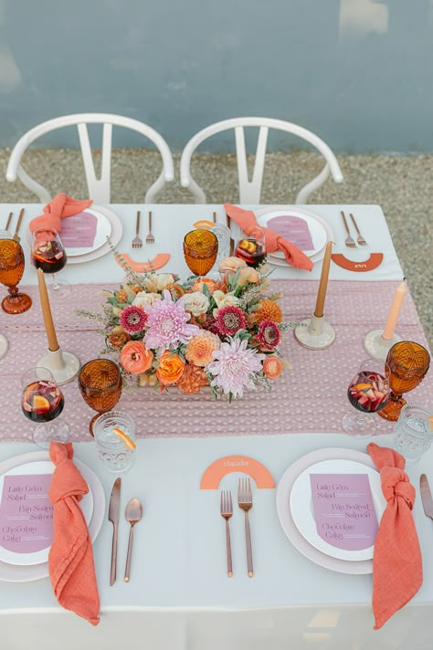 Backyard Concert, Micro Wedding Reception, Fall Micro Wedding, Wedding Ideas 2024, Bridesmaid Brunch, Geeky Wedding, Modern Fall, Table Styling, Table Inspiration