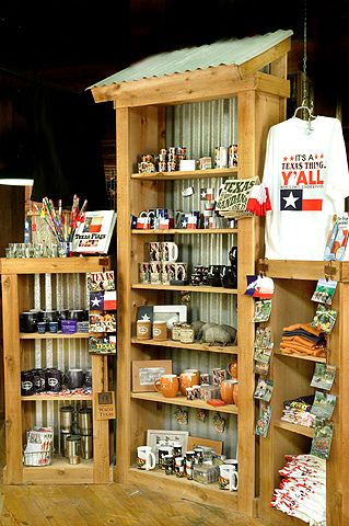 Corrugated metal & wood stands | Texas Souvenier Shop Country Market Ideas, Boutique Shelving Ideas, Country Store Display Ideas, Country Store Display, Studio Display, Gift Shop Displays, Farmers Market Display, Soap Display, Retail Store Display