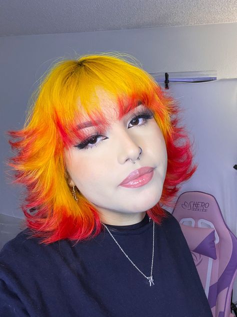 Demon Slayer Inspired Hair, Dyed Shag Hair Short, Demon Slayer Hair Color, Demon Slayer Hair Dye, Yellow And Red Hair, Demon Slayer Hair Styles, Rengoku Hair, Rengoku Hair Dye, Red And Yellow Hair