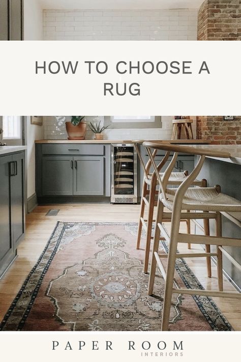 A quick and easy guide on how to choose a rug and avoid breaking any of the rug rules. Get the right, size, material and pattern for your room. How To Choose A Rug, Rug Rules, Grunge Bedroom, Preppy Bedroom Decor, Preppy Bedroom, Natural Nursery, Courtyard Design, Rug Guide, Bohemian Home