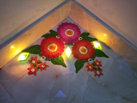 Easy Rangoli Corner Designs Diwali, Rangoli Designs For Stairs Corner, Small Corner Rangoli Designs, Rangoli Corner Design, Rangoli For Corner, Corner Rangoli Designs Diwali, Rangoli Designs Corner, Corner Rangoli Designs Easy, Corner Rangoli Designs