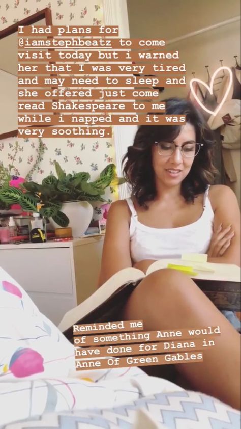 Reading Shakespeare, Melissa Fumero, Rosa Diaz, Stephanie Beatriz, Brooklyn 99, Brooklyn Baby, Very Tired, Brooklyn Nine Nine, Anne Of Green Gables