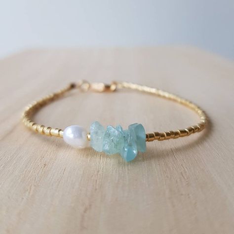 Dainty Aquamarine Bracelet March Birthstone Gemstone Chip - Etsy Gemstone Chips Bracelet, Tiny Bead Bracelet, Multi Wrap Bracelet, Aquamarine Bracelet, Beaded Necklace Diy, Beads Bracelet Design, Birthstone Bracelet, March Birthstone, Birthstone Bracelets