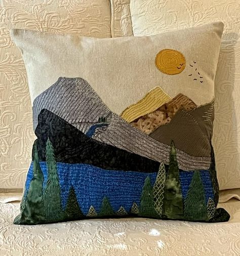 Slow Stitching With Sew Salvaged | Just finished my latest slow-stitch, a birthday gift for someone who loves to hike the mountains of Washington state | Facebook Hiking Quilt, Mountain Applique, Vintage Quilts Patterns, Creative Fabric, Landscape Quilt, Quilt Sewing Patterns, Applique Ideas, Landscape Quilts, Machine Embroidery Projects