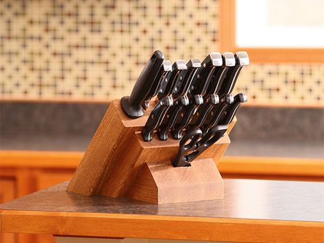 PROJECT: Simple Knife Block Knife Block Diy, Homemade Knife, Simple Knife, Block Plan, Knife Blocks, Woodworking Tools For Sale, Selling Ideas, Diy Knife, Woodworking Plans Beginner