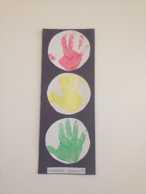 Transportation theme. Hand print stop lights. Road Safety Theme Preschool, Traffic Light Art Preschool, Safety Projects For Preschoolers, Transportation Theme Infants, Stop Light Craft Preschool, Safety Ideas For Preschool, Transportation Theme For Infants, Infant Hand Print Crafts, Transportation Lessons For Preschool