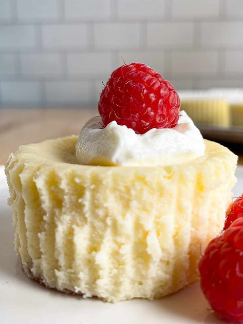 Easy Cheesecake Cupcakes - Cook Fast, Eat Well Vanilla Wafer Cookies, Cheesecake Cupcakes Recipe, Mothers Day Desserts, Vanilla Wafer, How To Make Cheesecake, Cheesecake Cupcakes, Wafer Cookies, Whipped Cream Cheese, Easy Cheesecake