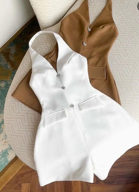 Romper Outfit Ideas, Classy Short Dresses, Chic Dress Classy, Cute Modest Outfits, Cute Dress Outfits, Elegante Casual, Classy Casual Outfits, Stylish Work Outfits, Fashion Mistakes