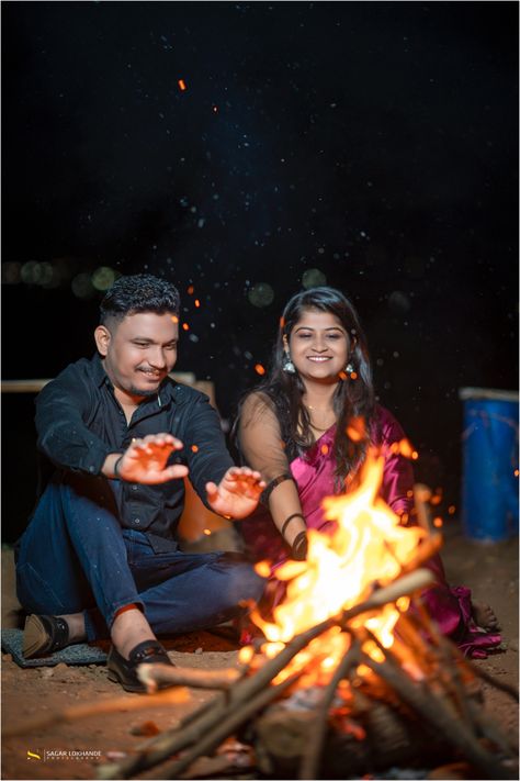 #coupleshoot #couplegoals #love #preweddingshoot #sagarlokhandephotography #wedding #maharashtrianprewedding #preweddingcoupleshoot #coupleshoot #couplephotoshoot #outdoorcoupleshoot #couplephotography #photoshoot Night Shoot, Pre Wedding Photoshoot Props, Groom Photoshoot, Photoshoot Outdoor, Simple Bride, Wedding Photoshoot Props, Pre Wedding Photoshoot Outdoor, Pre Wedding Poses, Photo Editor Free